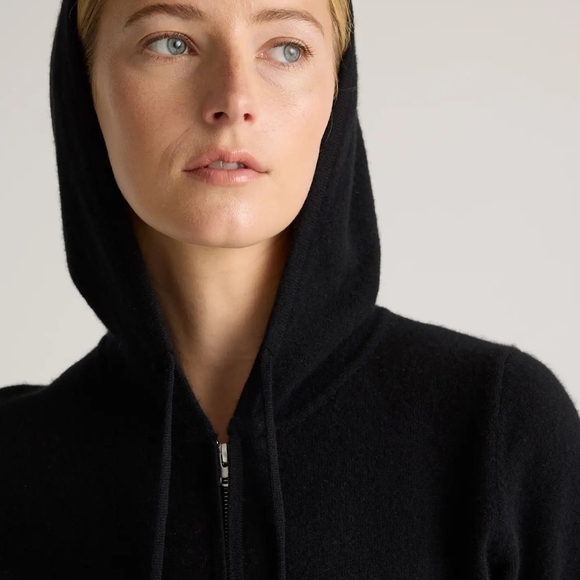 Quince Mongolian Cashmere Women's Black Zip-Up Hoodie - Picture 4 of 4
